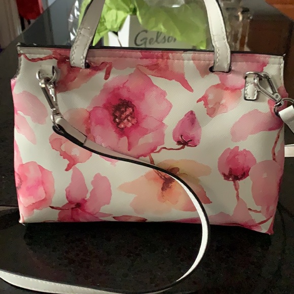 Guess Floral crossbody bag - Picture 3 of 14